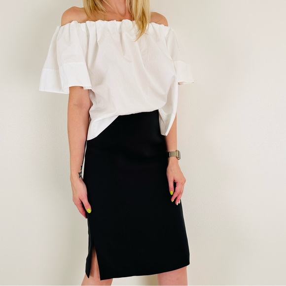 iphe Dresses & Skirts - Iphe black pencil skirt with side slit made in Italy